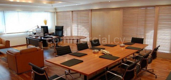 Büro in Limassol zu verkaufen