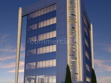 Bâtiment commercial à vendre à Limassol