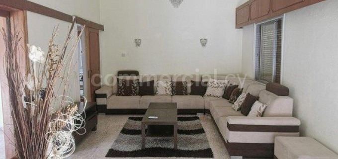 Residential building for sale in Germasogeia