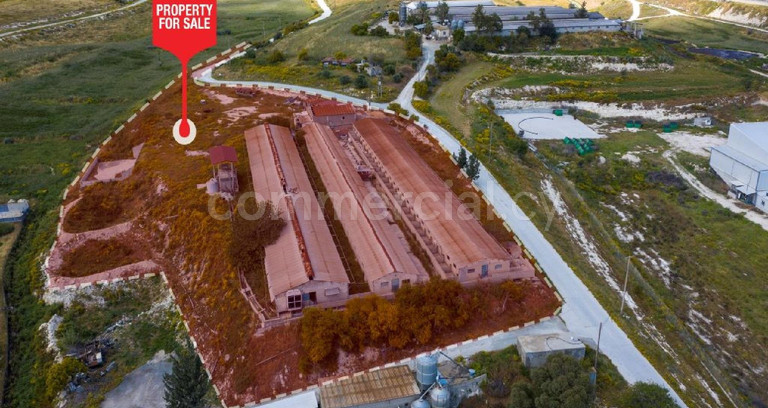 Almacén a la venta en Larnaca