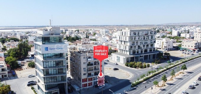 Tienda minorista a la venta en Larnaca