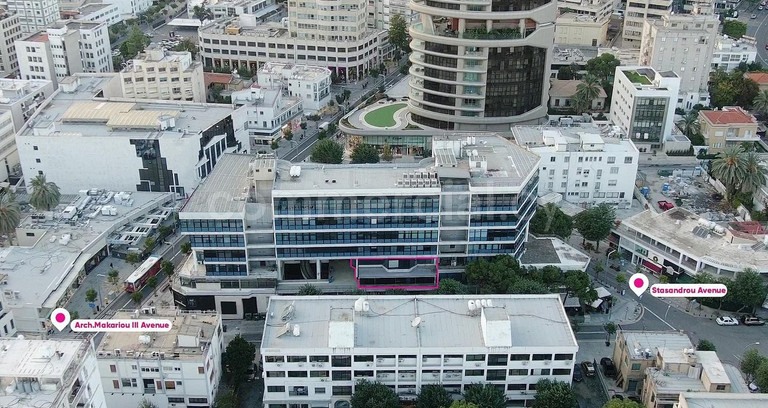 Oficina a la venta en Nicosia