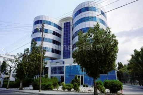 Büro in Nicosia zu verkaufen