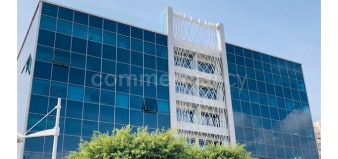 Edificio comercial a la venta en Limassol
