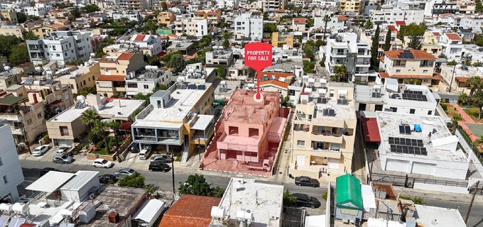 Bâtiment à usage mixte à vendre à Nicosie