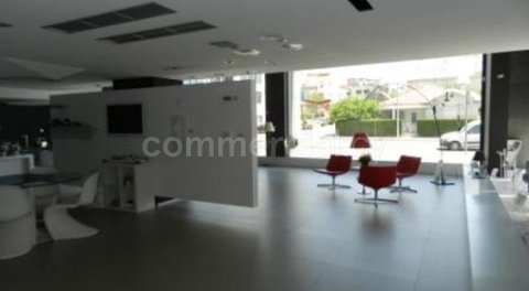 Showroom to rent in Limassol
