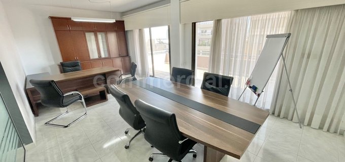 Oficina para alquilar en Limassol