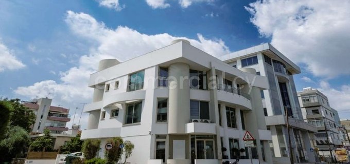 Edificio comercial a la venta en Nicosia