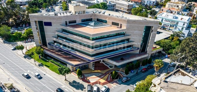 Kommerzielles Gebäude in Nicosia zu verkaufen