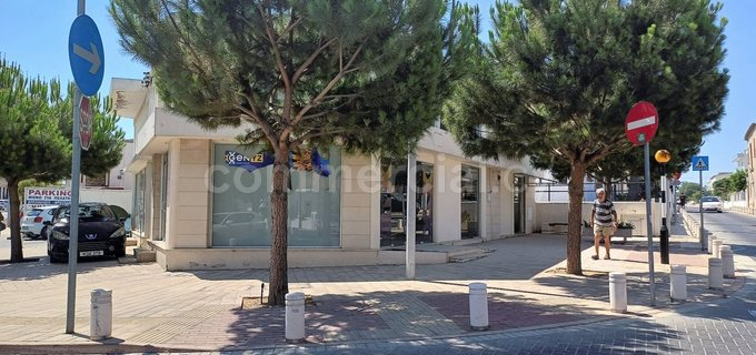 Commercial building for sale in Larnaca