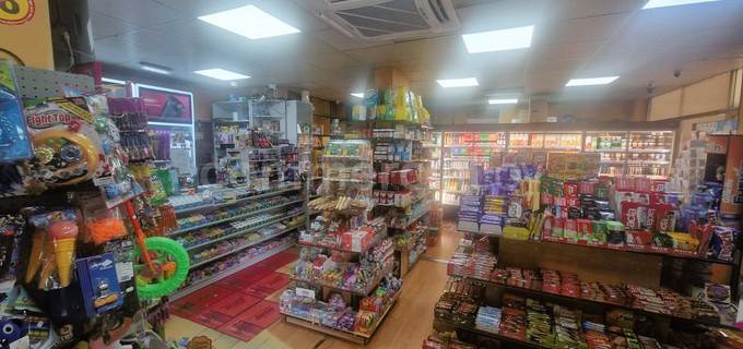 Einzelhandelsgeschäft in Limassol zu verkaufen