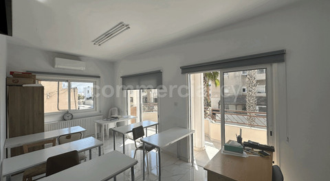 Office to rent in Larnaca