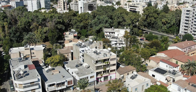 Detaljhandel till salu i Nicosia