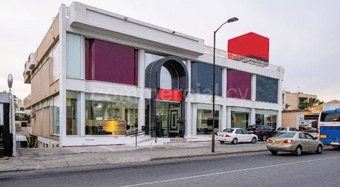 Commercial building for sale in Larnaca