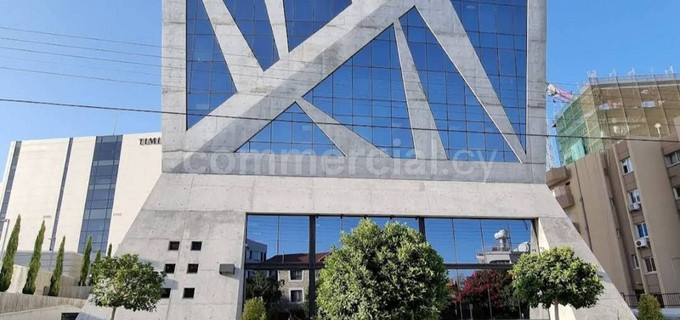 Kommersiell byggnad att hyra i Limassol