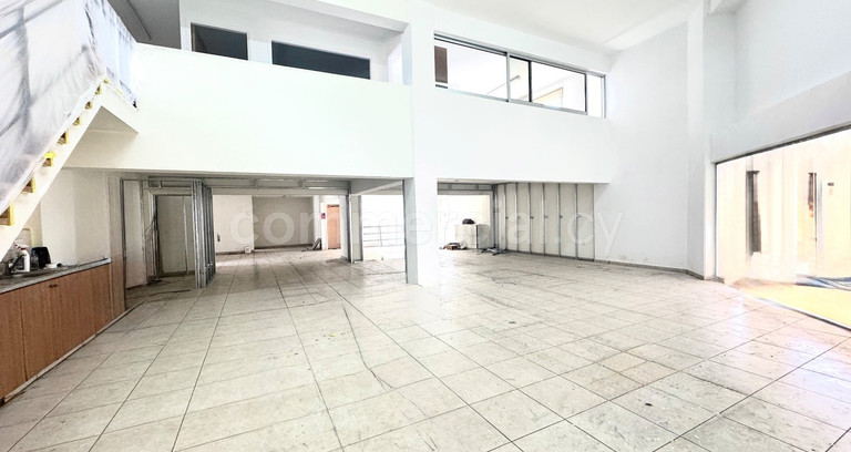 Showroom to rent in Limassol