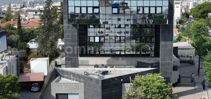 Edificio comercial a la venta en Limassol