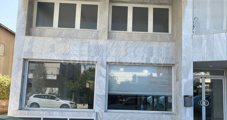 Tienda minorista a la venta en Nicosia