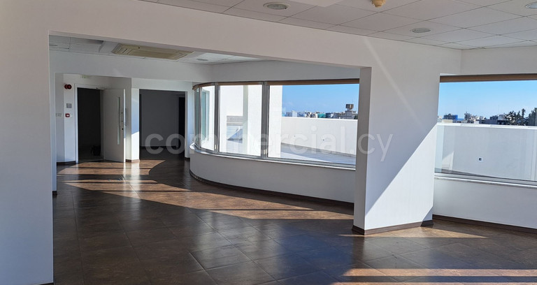 Office to rent in Limassol