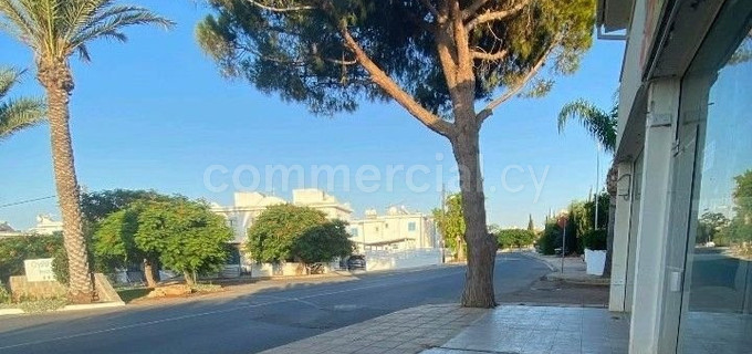 Розничный магазин на продажу в Паралимни