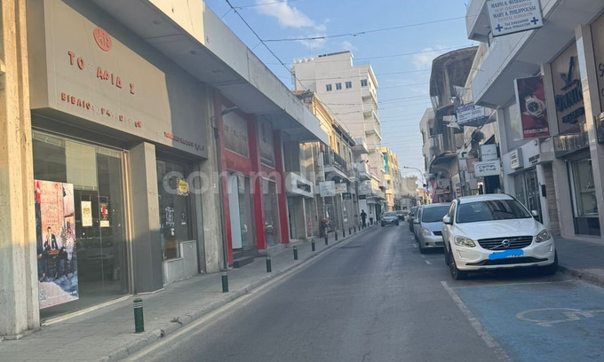 Magasin de détail à louer à Larnaca