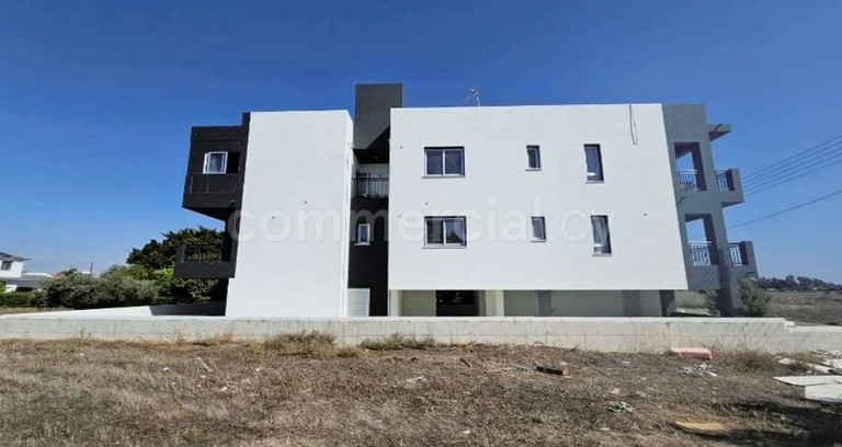 Commercial building for sale in Larnaca