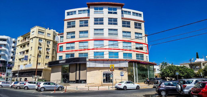 Oficina a la venta en Nicosia