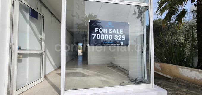 Tienda minorista a la venta en Nicosia