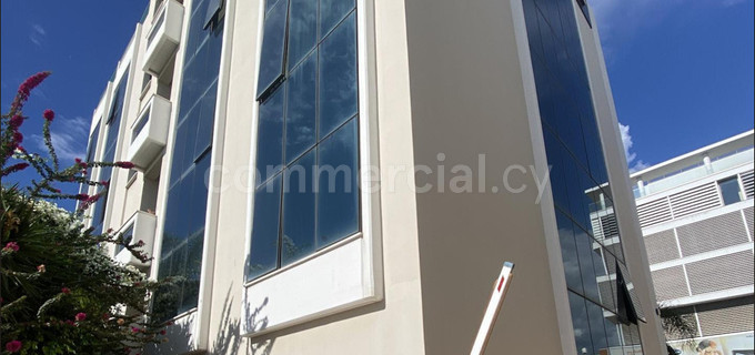 Kommersiell byggnad att hyra i Limassol