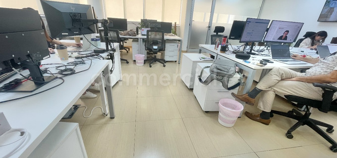 Office to rent in Limassol