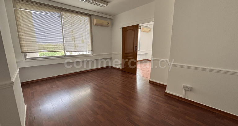 Bureau à louer à Nicosie