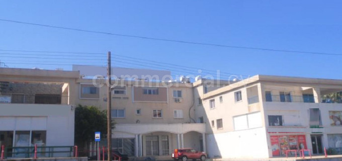 Bâtiment commercial à vendre à Paphos