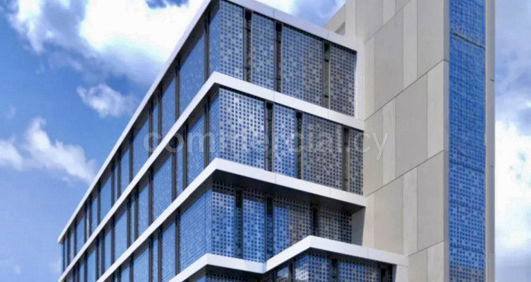 Bâtiment commercial à vendre à Limassol