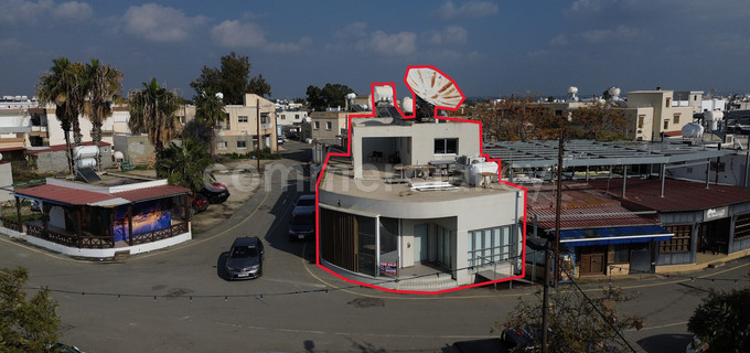 Здание смешанного использования на продажу в Ларнака