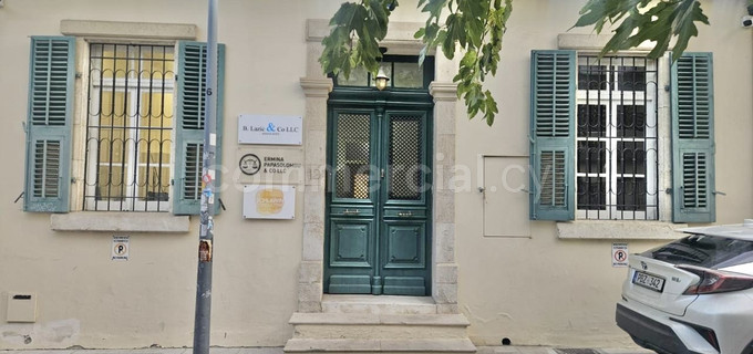 Офис в аренду в Лимассол