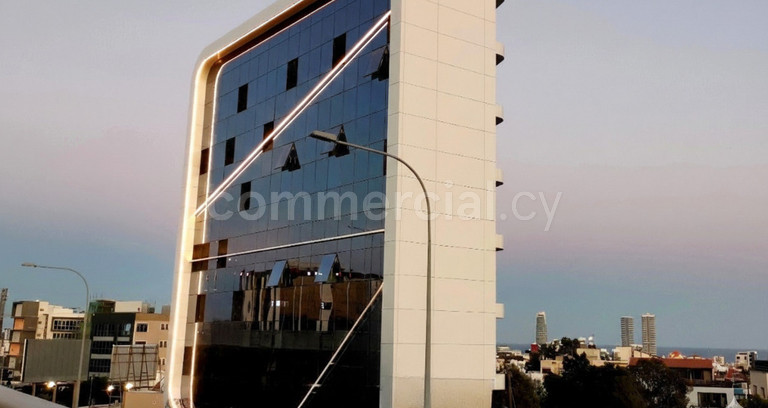 Büro in Limassol zu verkaufen