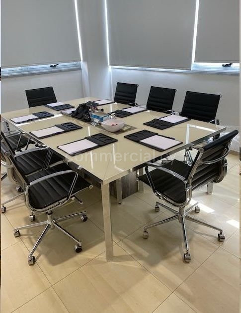Office to rent in Larnaca