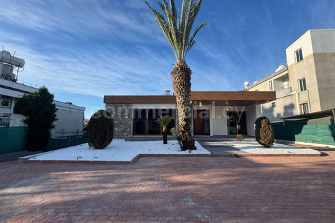 Office to rent in Limassol