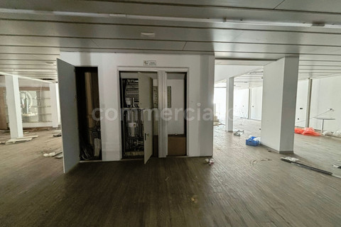 Retail shop to rent in Larnaca