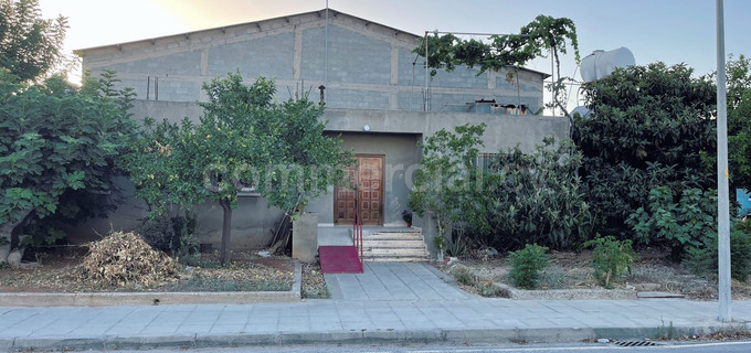 Lagerhaus in Larnaca zu verkaufen