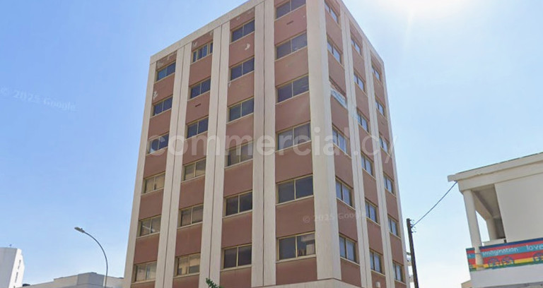 Büro in Nicosia zu verkaufen