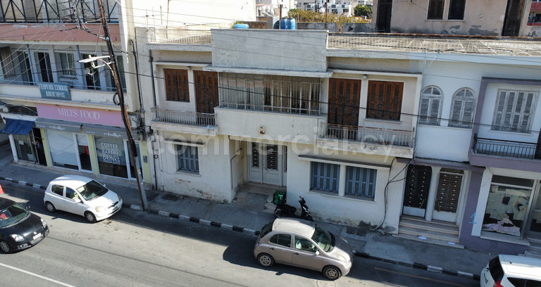 Розничный магазин на продажу в Лимассол