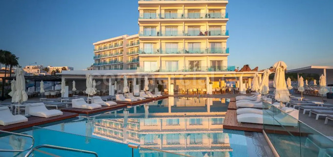 Ξενοδοχειο προς πώληση - Παραλίμνι