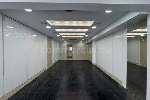 Retail shop to rent in Larnaca