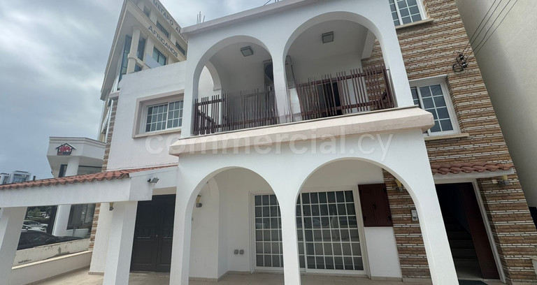 Office to rent in Larnaca