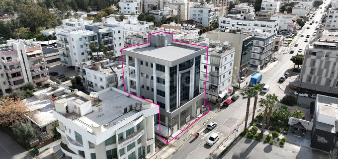 Budynek o mieszanym przeznaczeniu na sprzedaż w Nicosia