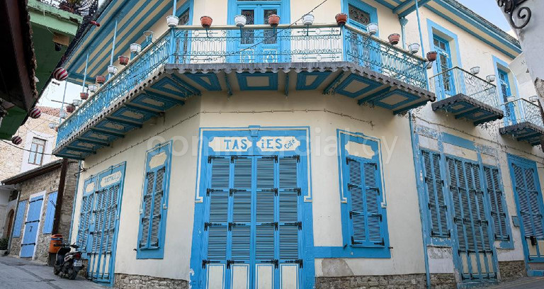 Commercial building for sale in Larnaca