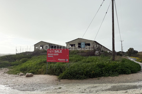 Industrial for sale in Larnaca
