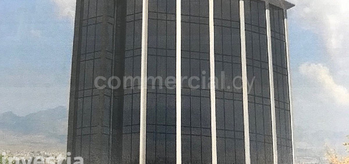 Kommersiell byggnad till salu i Larnaca