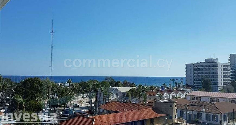 Biuro na sprzedaż w Larnaca